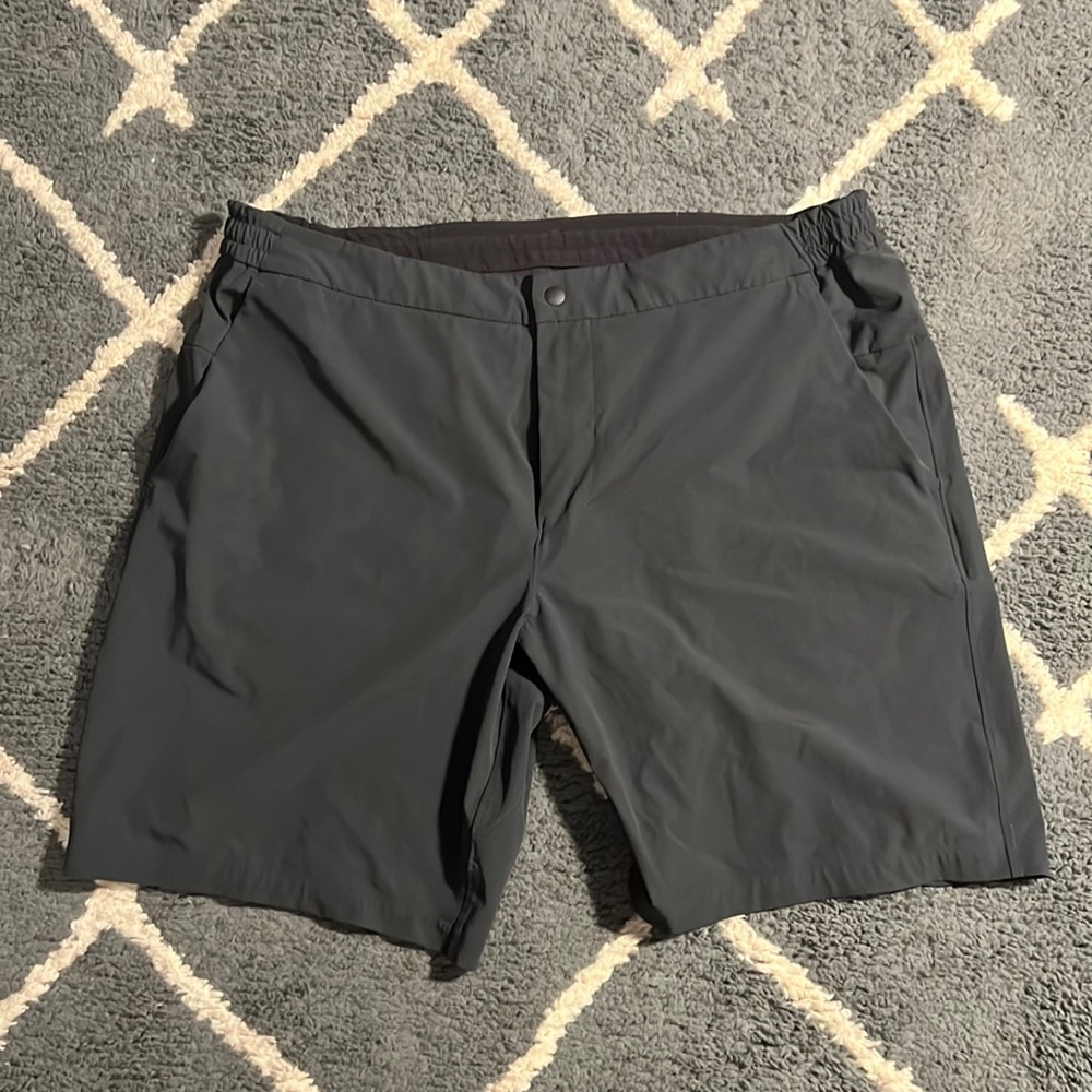 Lululemon Shorts - Size 38/XL